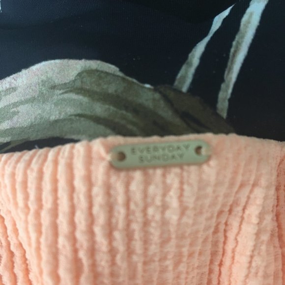 NWT Magnifique Everyday Sunday one piece swimsuit! - Picture 3 of 8